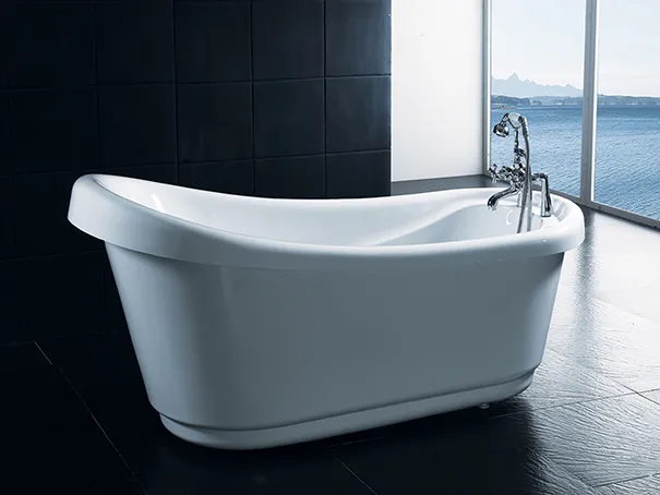 Freestanding Sculptural Bathtub